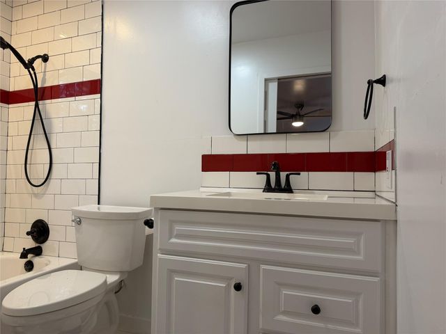 1060 Gardner, Austin, TX 78721