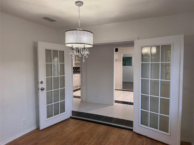 1060 Gardner, Austin, TX 78721