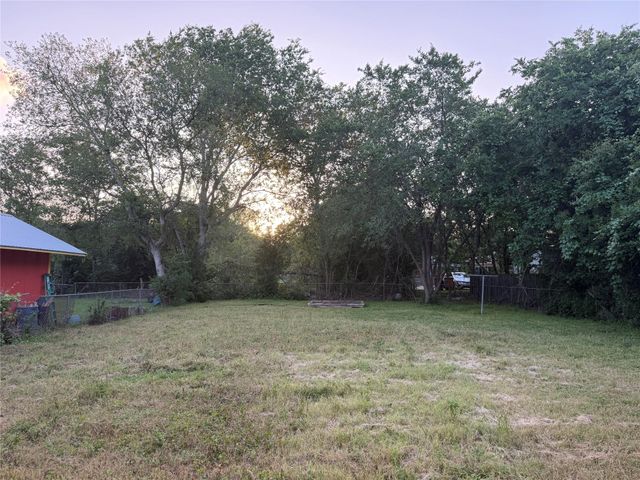1060 Gardner, Austin, TX 78721