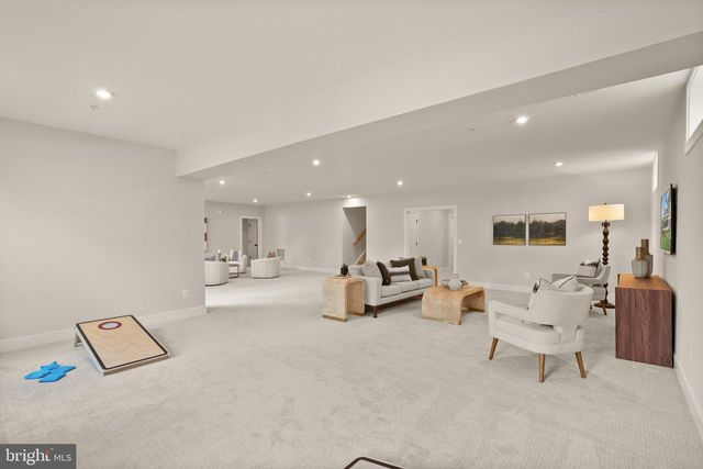 1584 LOUDOUN DR, Haymarket, VA 20169