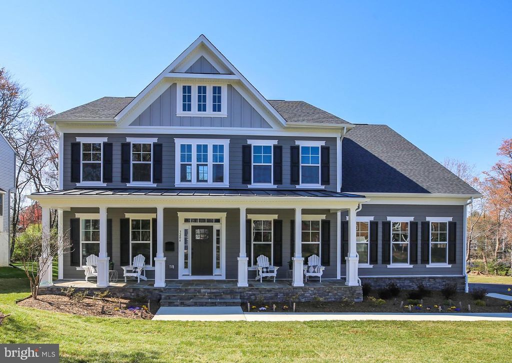 1584 LOUDOUN DR, Haymarket, VA 20169