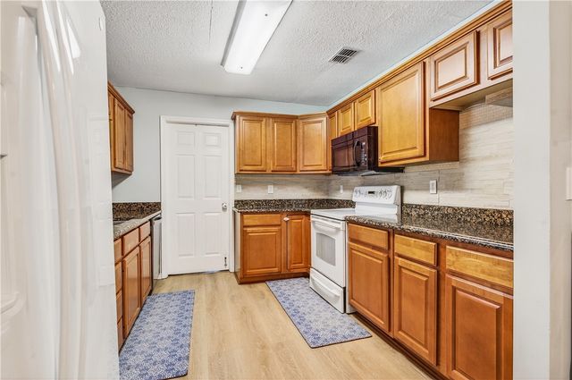 381 Pine Street, Sebastian, FL 32958