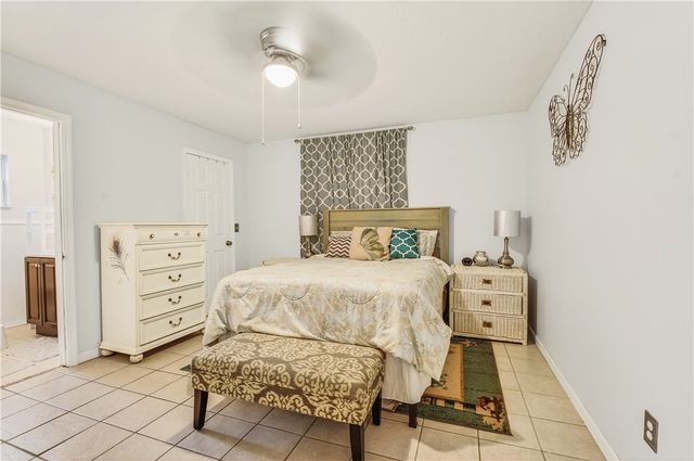 381 Pine Street, Sebastian, FL 32958