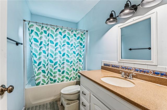 381 Pine Street, Sebastian, FL 32958