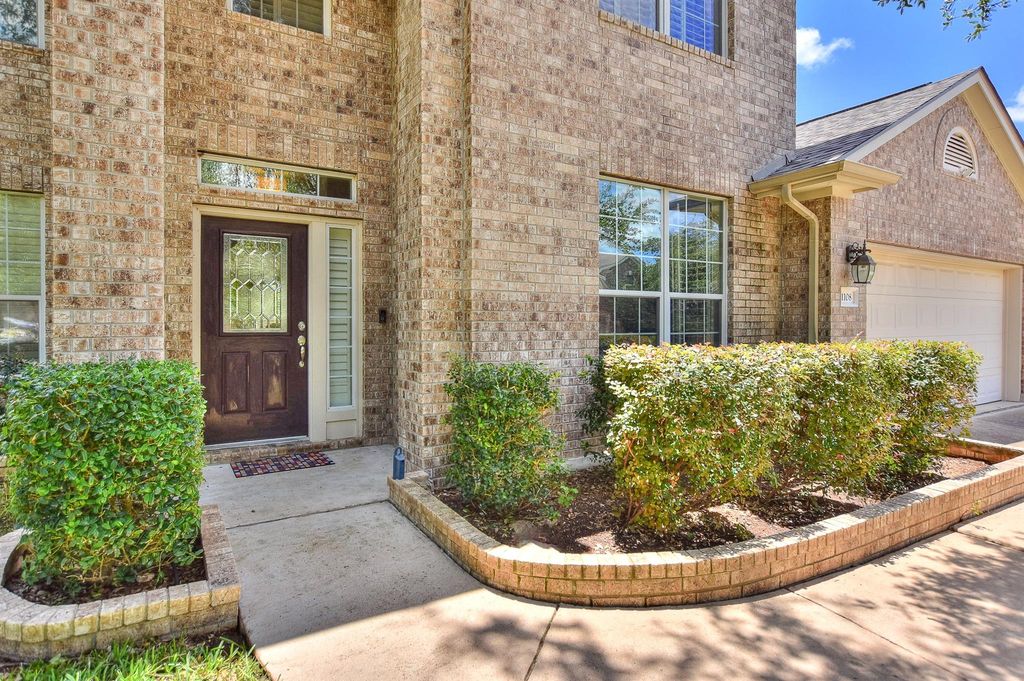 1108 Ritter DR, Cedar Park, TX 78613