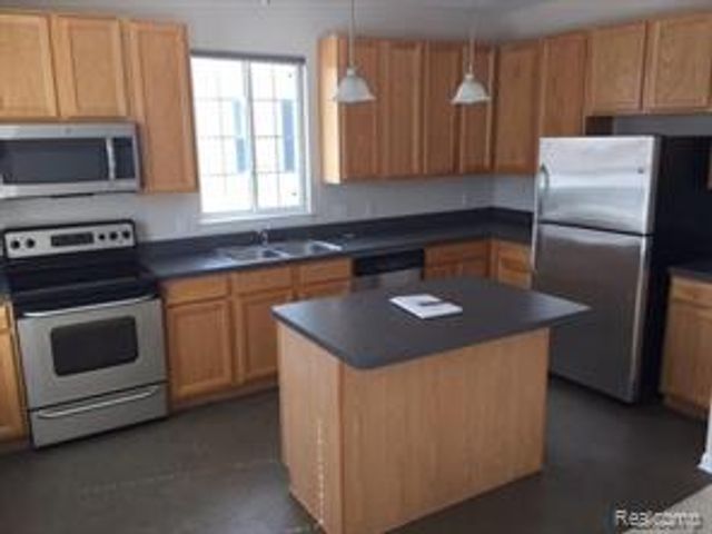 1059 Alameda Boulevard, Troy, MI 48085