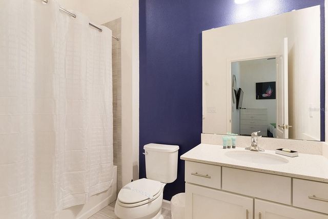 8013 OAK SHADOW COURT, Davenport, FL 33837