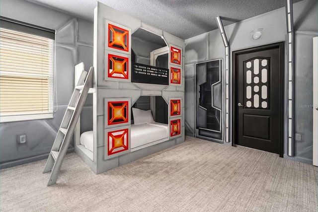 8013 OAK SHADOW COURT, Davenport, FL 33837