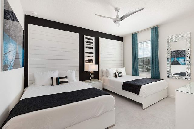 8013 OAK SHADOW COURT, Davenport, FL 33837