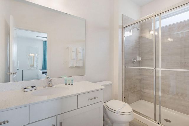 8013 OAK SHADOW COURT, Davenport, FL 33837