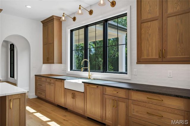 1 TBB Roclare II @ Ballas Ridge, Des Peres, MO 63131