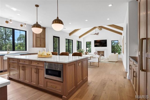 1 TBB Roclare II @ Ballas Ridge, Des Peres, MO 63131