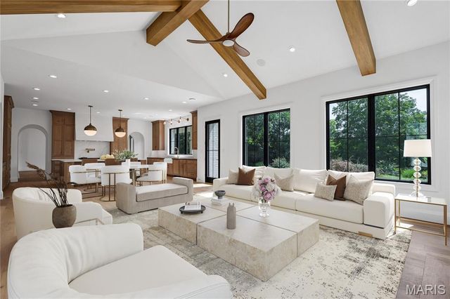 1 TBB Roclare II @ Ballas Ridge, Des Peres, MO 63131