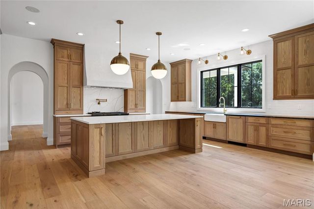 1 TBB Roclare II @ Ballas Ridge, Des Peres, MO 63131