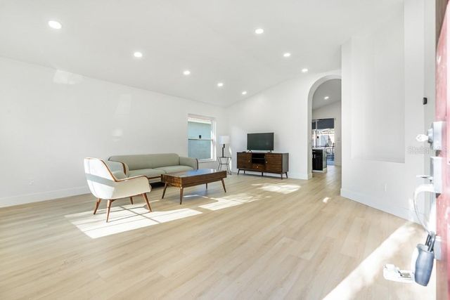 13923 TALLOWRIDGE COURT, Orlando, FL 32837