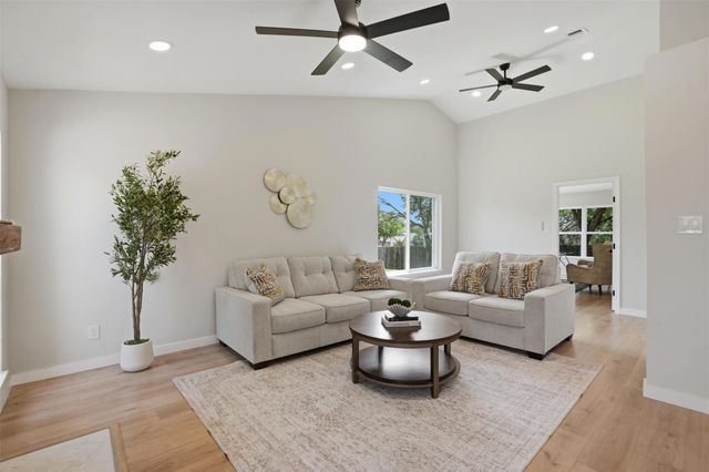 7913 Firefly Drive, Fort Worth, TX 76137