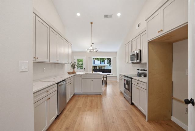 7913 Firefly Drive, Fort Worth, TX 76137