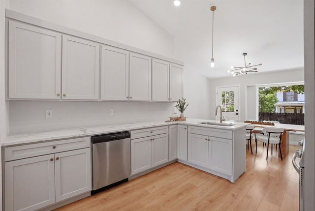 7913 Firefly Drive, Fort Worth, TX 76137
