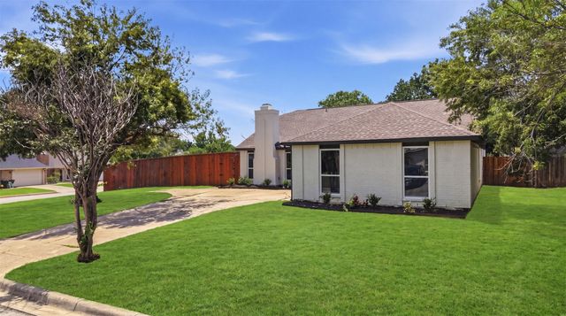 7913 Firefly Drive, Fort Worth, TX 76137