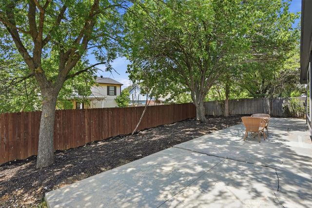 7913 Firefly Drive, Fort Worth, TX 76137