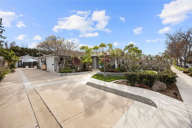 634 East Adams Avenue, Orange, CA 92867