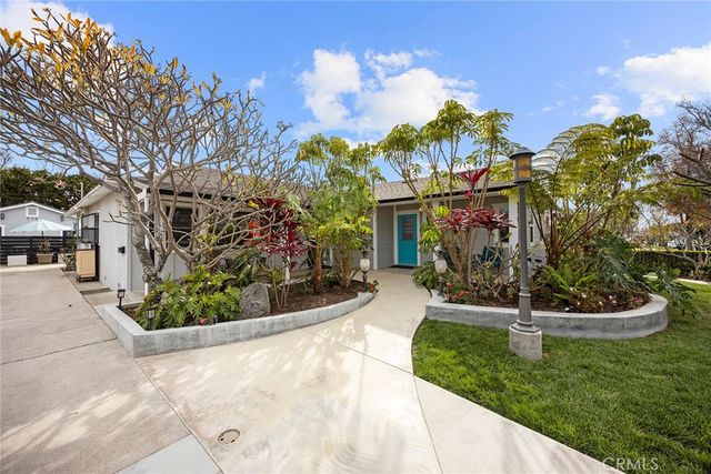 634 East Adams Avenue, Orange, CA 92867