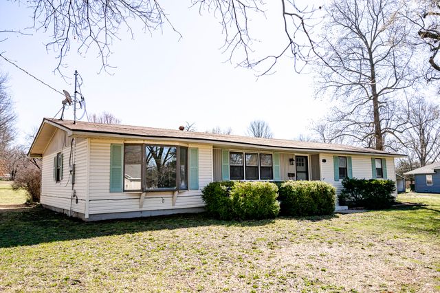 1413 4th Street, Monett, MO 65708