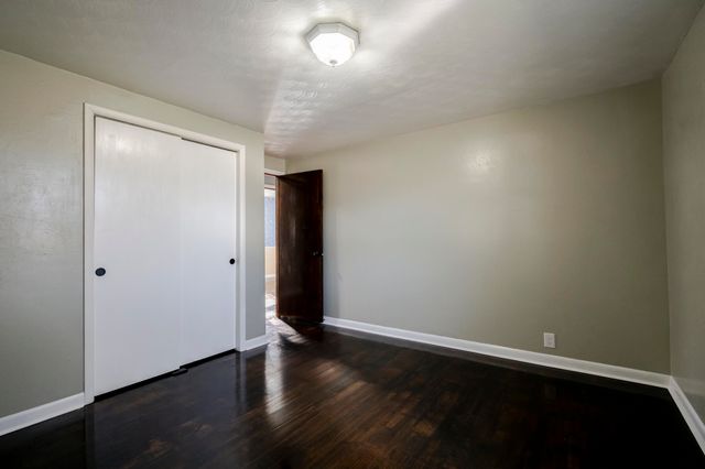 1413 4th Street, Monett, MO 65708