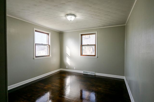 1413 4th Street, Monett, MO 65708