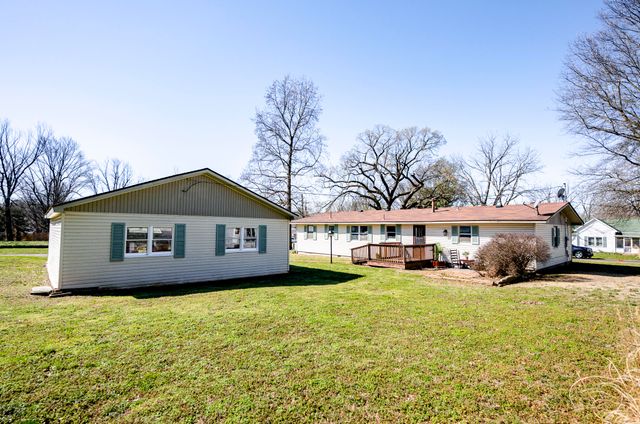 1413 4th Street, Monett, MO 65708