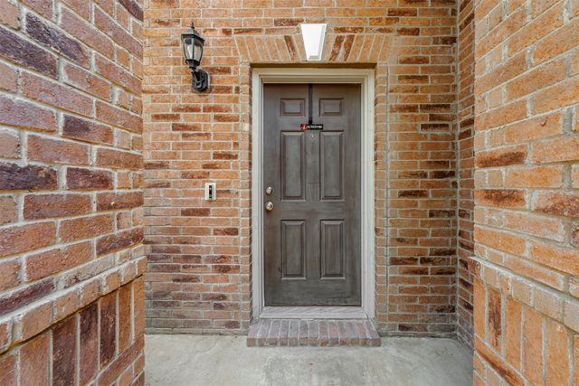 5946 Harbor Glen Drive, Dallas, TX 75249