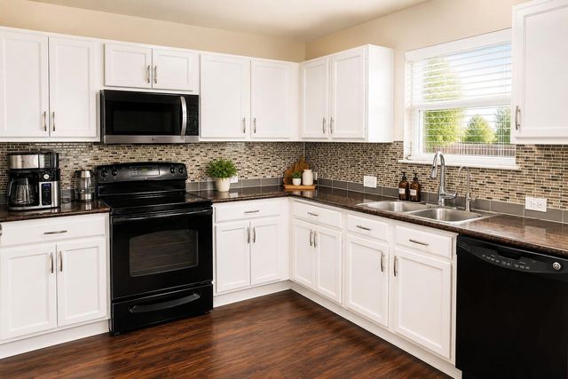 214 Lidell ST, Hutto, TX 78634