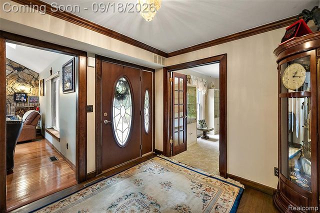 2201 E Gunn Road, Rochester, MI 48306