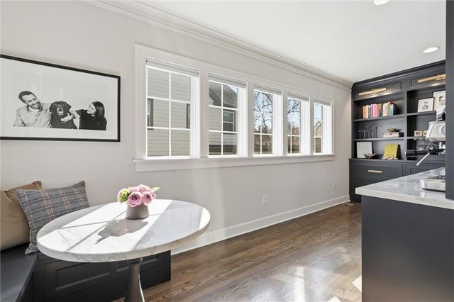 103 W 67th Terrace, Kansas City, MO 64113