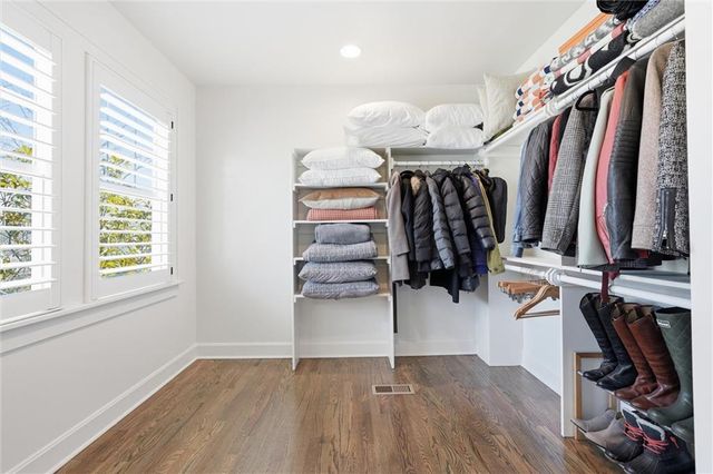 103 W 67th Terrace, Kansas City, MO 64113