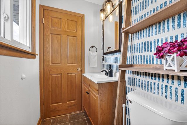 1801 Kimberly AVENUE, Milwaukee, WI 53221