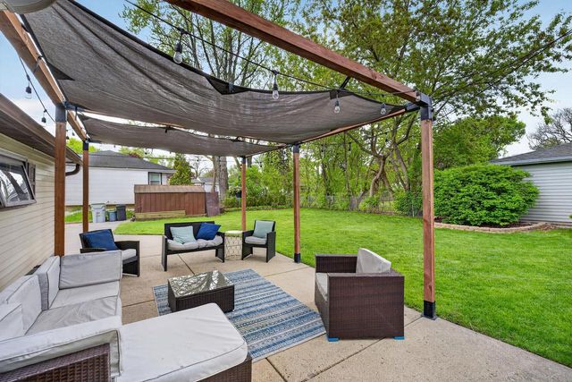 1801 Kimberly AVENUE, Milwaukee, WI 53221