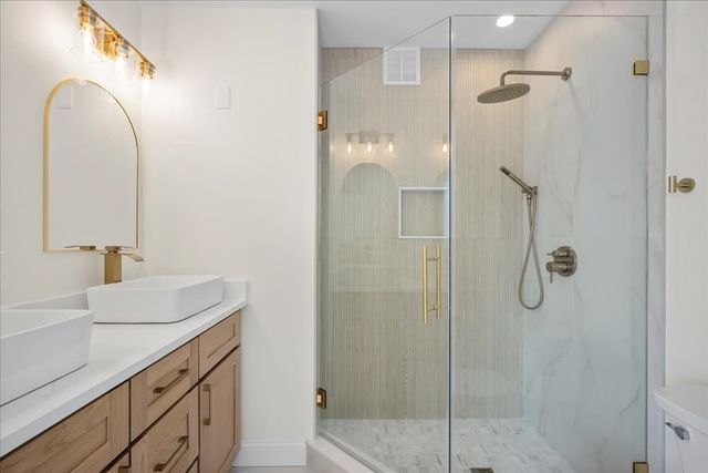 595 Broadway 302, Somerville, MA 02145