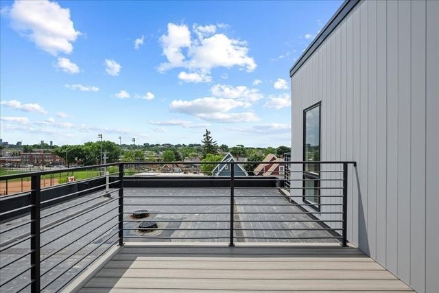 595 Broadway 302, Somerville, MA 02145
