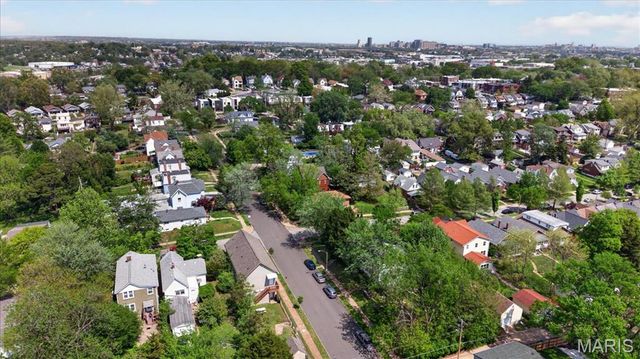 6420 Marmaduke Avenue, St Louis, MO 63139