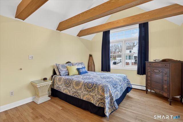 13 West Slope Lane, Hamden, CT 06517