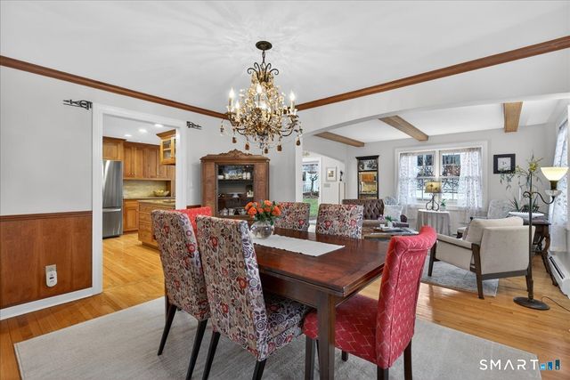 13 West Slope Lane, Hamden, CT 06517