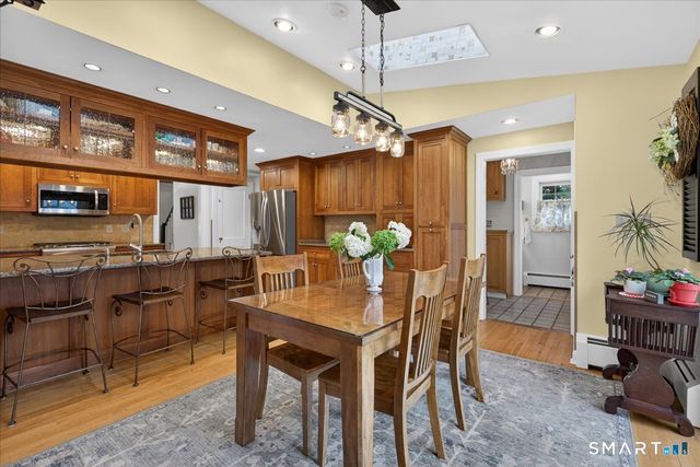 13 West Slope Lane, Hamden, CT 06517