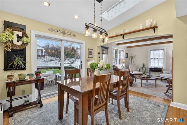 13 West Slope Lane, Hamden, CT 06517