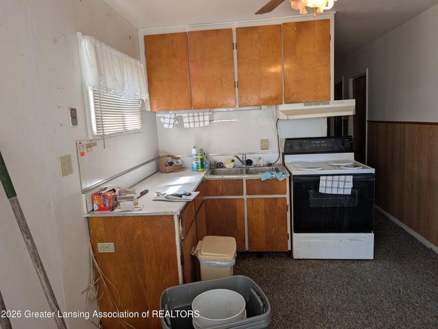3244 Tuttle Road, Leslie, MI 49251