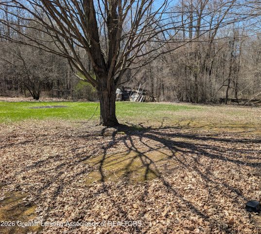 3244 Tuttle Road, Leslie, MI 49251