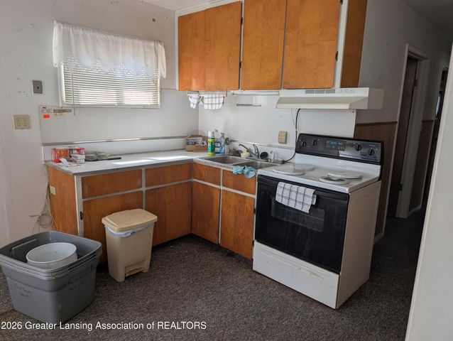 3244 Tuttle Road, Leslie, MI 49251