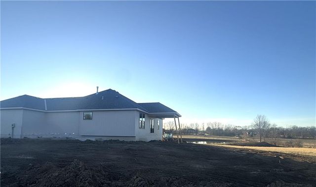 30202 E Norris Court, Grain Valley, MO 64029