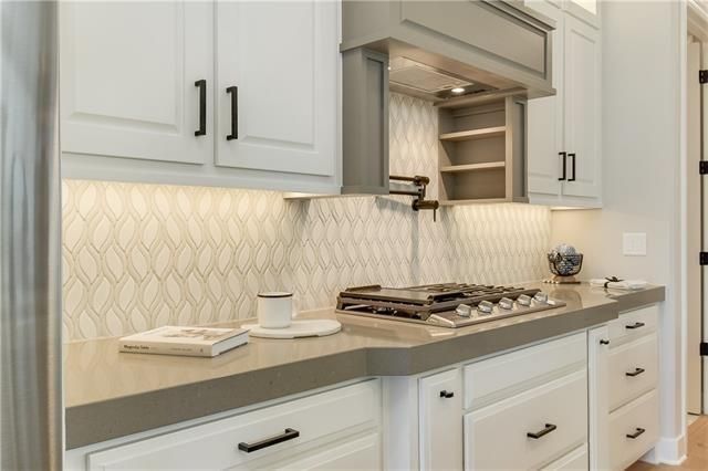 30202 E Norris Court, Grain Valley, MO 64029