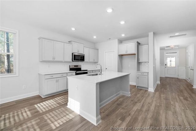 107 Glenwood Court, Spring Lake, NC 28390